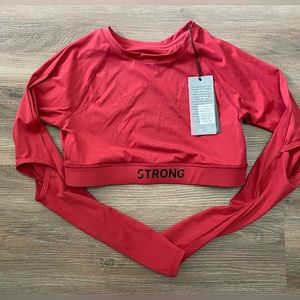 Strong Cut Long Sleeve Top
